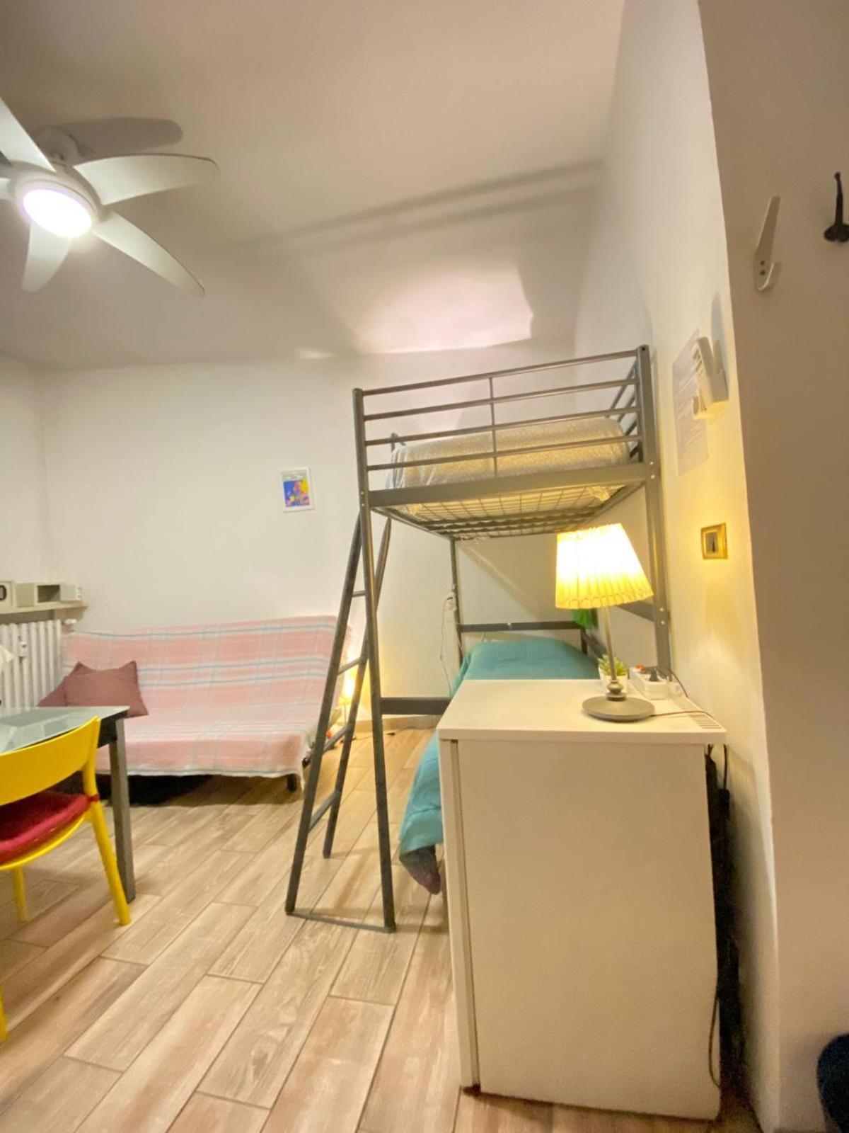 Europe Station Rooms Парма Екстериор снимка